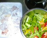 鶏モモ肉とピーマンの甘辛酢炒め作り方1写真