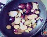 麺つゆ１つで簡単ナスの炒め物作り方2写真