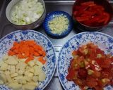 ギ二リン(豚ひき肉のトマト炒め)作り方1写真