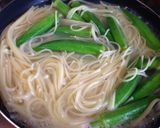 簡単夏のランチに★オクラと玉ねぎのパスタ作り方1写真