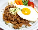 ハンバーグソースの そぼろ丼作り方5写真