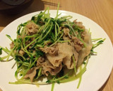 ササッと☆豚小間と豆苗の塩ニンニク炒め作り方5写真