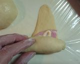 手捏ねパン☆ふわふわハムマヨロールパン★作り方6写真