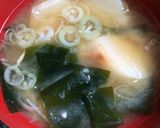 お麩とワカメの味噌汁作り方2写真
