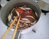 意外と美味しい！トマトと椎茸の　お味噌汁作り方3写真