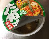 カップ麺にカイワレ大根作り方1写真