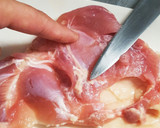 おつまみにも！｢蒸し鶏の冷製ねぎ塩だれ｣作り方2写真