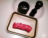 牛肉の黒酢と杏のソースがけ作り方1写真