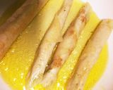 鶏ひき肉、アスパラガス、チーズの春巻き作り方4写真