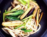 ☆夏バテ撃退☆ごま油と酢醤油の焼うどん作り方5写真
