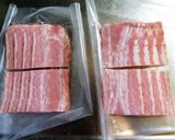 簡単♪ジューシーなトマトベーコン焼き作り方1写真