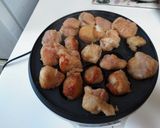 向井くうのたこ焼き器で鶏むね肉のからあげ作り方8写真