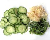 梅チューブで☆梅ドレッシングの豆腐サラダ作り方2写真