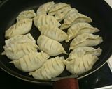 絶品羽根つき餃子【セロリとお漬物】作り方4写真