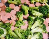 ブロッコリーとウィンナーのバター炒め作り方3写真