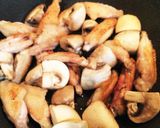 鶏手羽中とマッシュルーム炒め☆怪味ソース作り方3写真