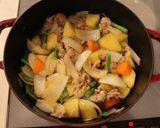 しらたきが主役よッ♡我が家の肉じゃが!!作り方3写真