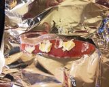 乗っけて蒸すだけ♡簡単鮭のホイル焼き作り方1写真