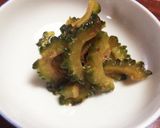茹でゴーヤのおかか醤油和え作り方4写真