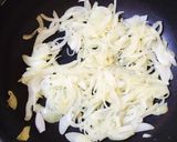玉ねぎが主！コンソメスープ♡作り方2写真