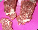 豚肩ロース肉の塩麹ソテー☆*+作り方1写真