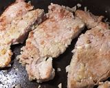 豚肩ロース肉の塩麹ソテー☆*+作り方5写真