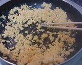 炒めるだけ、簡単！鶏そぼろと卵丼作り方4写真