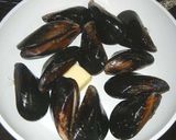 ムール貝の酒蒸し・生姜風味作り方1写真