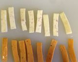 簡単！春巻きチーズステック揚げ作り方2写真