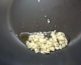 キャベツとひき肉の豆乳スープ作り方2写真