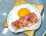 朝食に簡単！サンリオ「ぐでたま」トースト作り方1写真