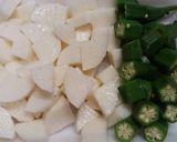 簡単!長芋と鶏肉、オクラのソテー作り方1写真