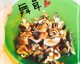 簡単！シソ香る我が家の舞茸バターライス✿作り方1写真