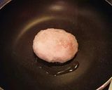冷凍ハンバーグ　簡単失敗なしの焼き方作り方1写真