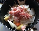 簡単！一度煮込みトロける肉じゃが作り方1写真