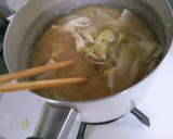 簡単！和食♪白菜 玉ねぎ 舞茸のお味噌汁作り方4写真