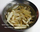 ふわふわ鶏団子と根菜のごちそう味噌汁作り方2写真