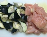 胸肉と茄子のトマトソース任せの炒め物♬作り方1写真