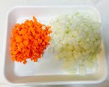 辛さ控えめ☆野菜たっぷりデミカレー作り方1写真