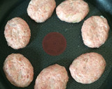 卵の代わりにマヨ使用♬ふっくらハンバーグ作り方7写真