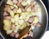 豚肉とじゃがいもの甘辛炒め作り方10写真