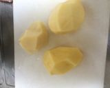 豚肉とじゃが芋の焼肉タレ炒め作り方1写真