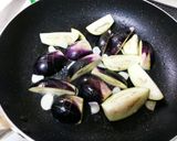 ご飯が進む！トマトと茄子のオイケチャ炒め作り方3写真