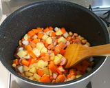 簡単！ウィンナーと豆のトマトスープ作り方3写真