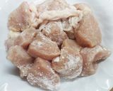鶏胸肉のオレンジ、キーウィソース煮作り方1写真