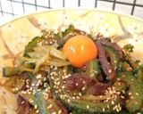簡単☆牛肉とゴーヤ・ピーマンの月見炒め作り方8写真