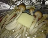 旨っ❤シャケとキノコのバターホイル焼き♪作り方2写真