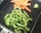 ご飯が進む★ゴーヤのツナ炒め作り方1写真