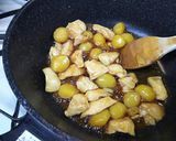 鶏むね肉と栗のほっこり炒め煮作り方6写真