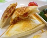 簡単♪　コンビーフポテトのホットサンド作り方6写真